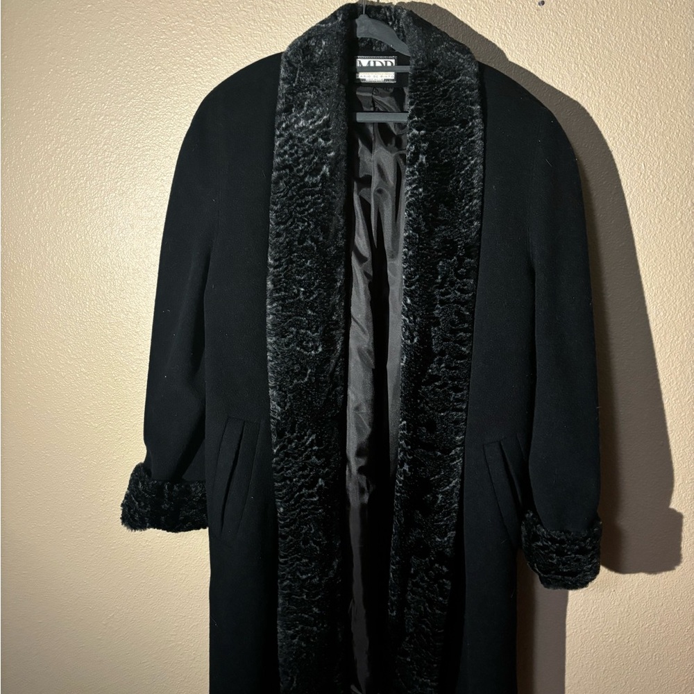 Vintage Black Fur-Trimmed Coat by Mario de Pinto
